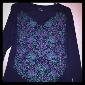 blue longsleeve with pattern (L)